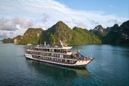 Le Journey Elegance Cruise- A Luxury 5 Star Cruise In Lan Ha Bay