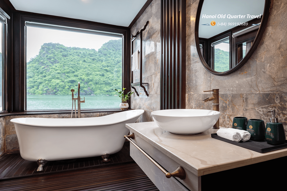 AMANDA LUXURY CRUISE- A 5 STAR CRUISE IN LAN HA BAY