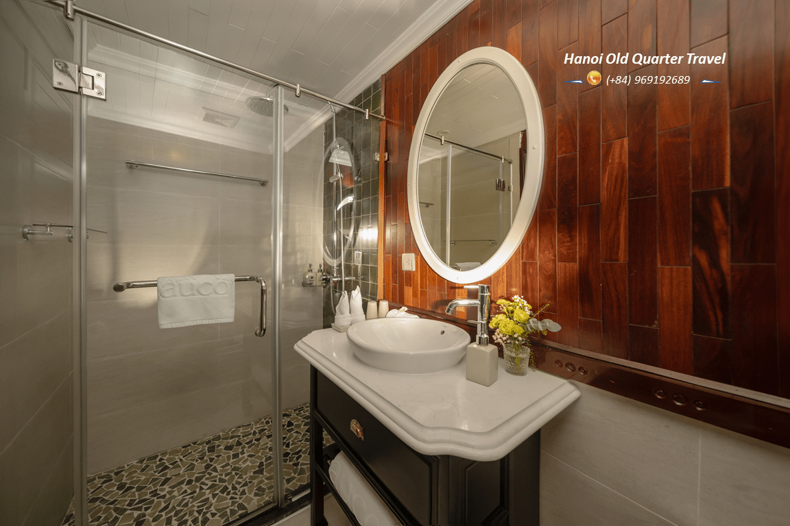 AU CO CRUISE – A LUXURY 5 STAR CRUISE IN HA LONG & LAN HA BAY