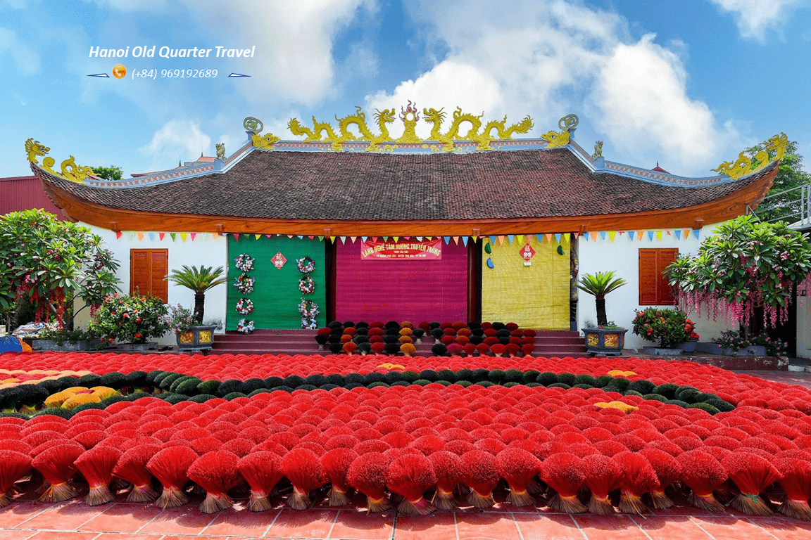 Half-Day Tour to Quang Phu Cau Incense Village & Chuong Village