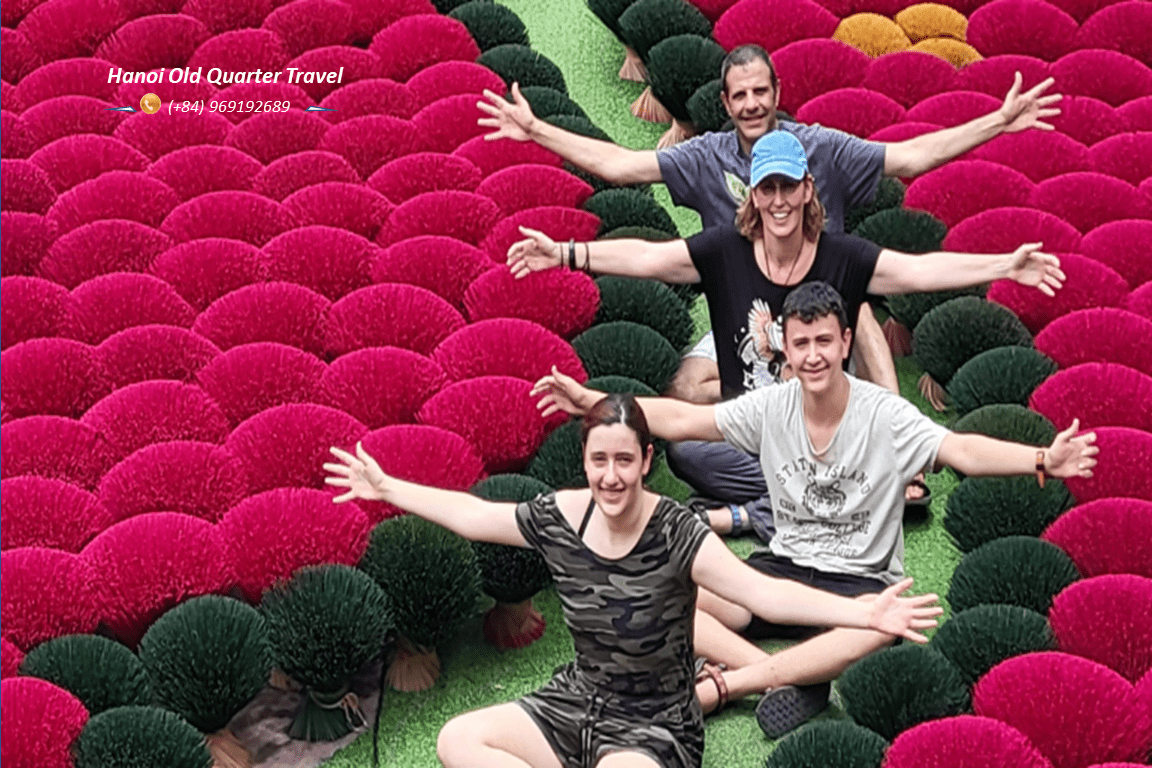 Half-Day Tour to Quang Phu Cau Incense Village & Chuong Village