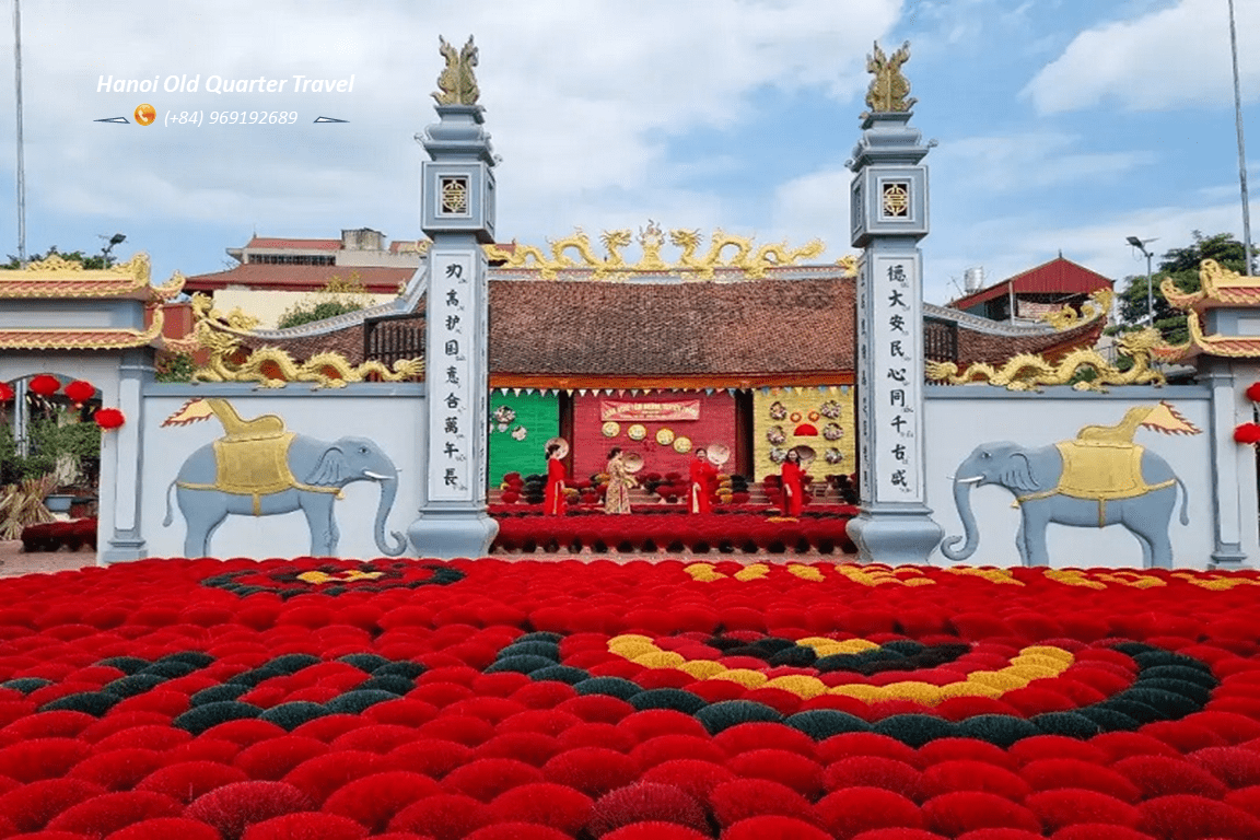 Half-Day Tour to Quang Phu Cau Incense Village & Chuong Village