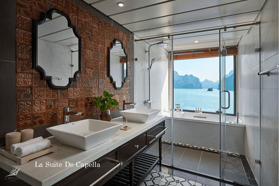 CAPELLA CRUISE- A LUXURY 5 STAR CRUISE IN LAN HA BAY