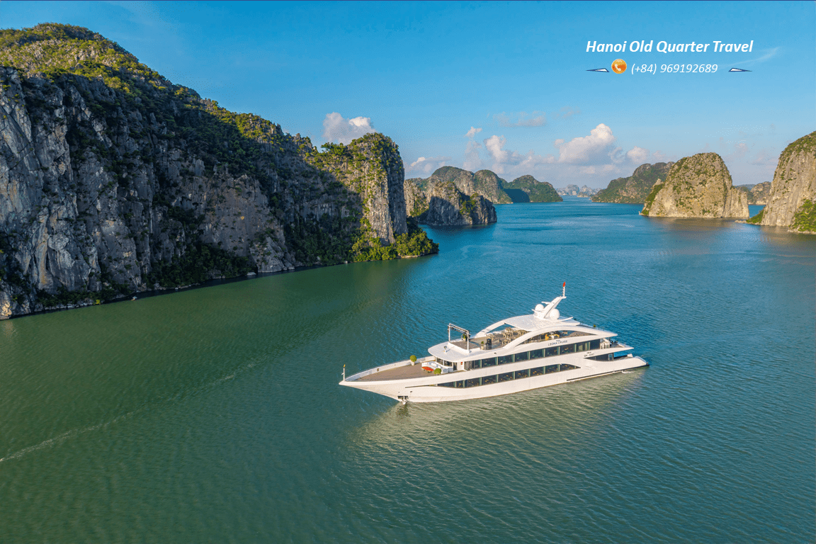 Leona VIP Day Cruise in Ha Long Bay