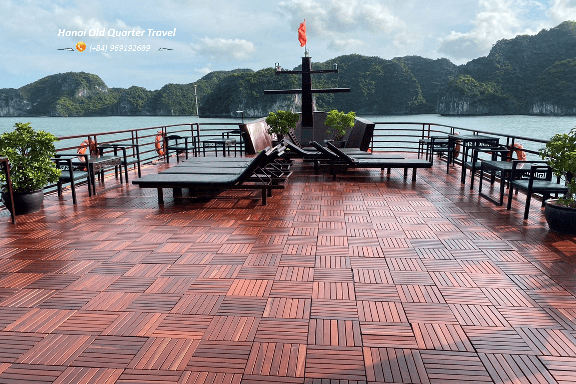 Ocean Cruises- A Small Cruise in Lan Ha Bay